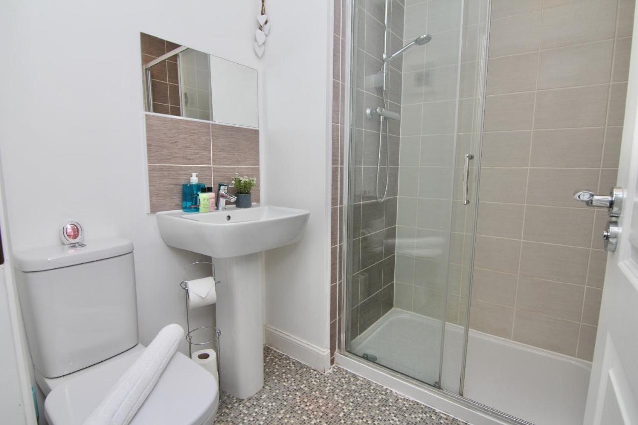 Canalview House - Fully Furnished Coventry City Centre Home Экстерьер фото
