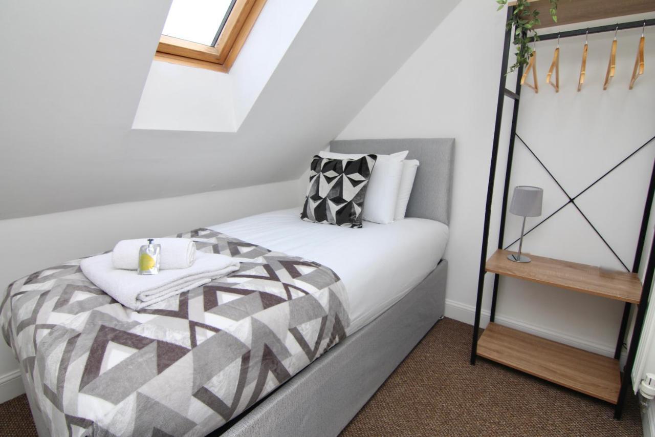 Canalview House - Fully Furnished Coventry City Centre Home Экстерьер фото