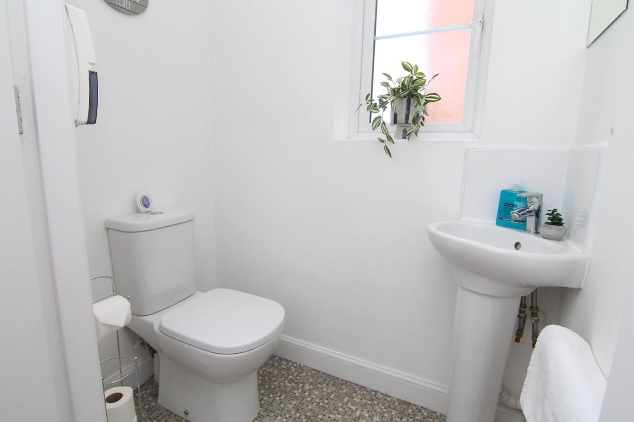 Canalview House - Fully Furnished Coventry City Centre Home Экстерьер фото
