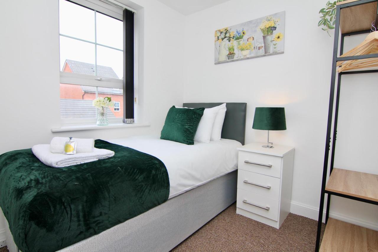 Canalview House - Fully Furnished Coventry City Centre Home Экстерьер фото